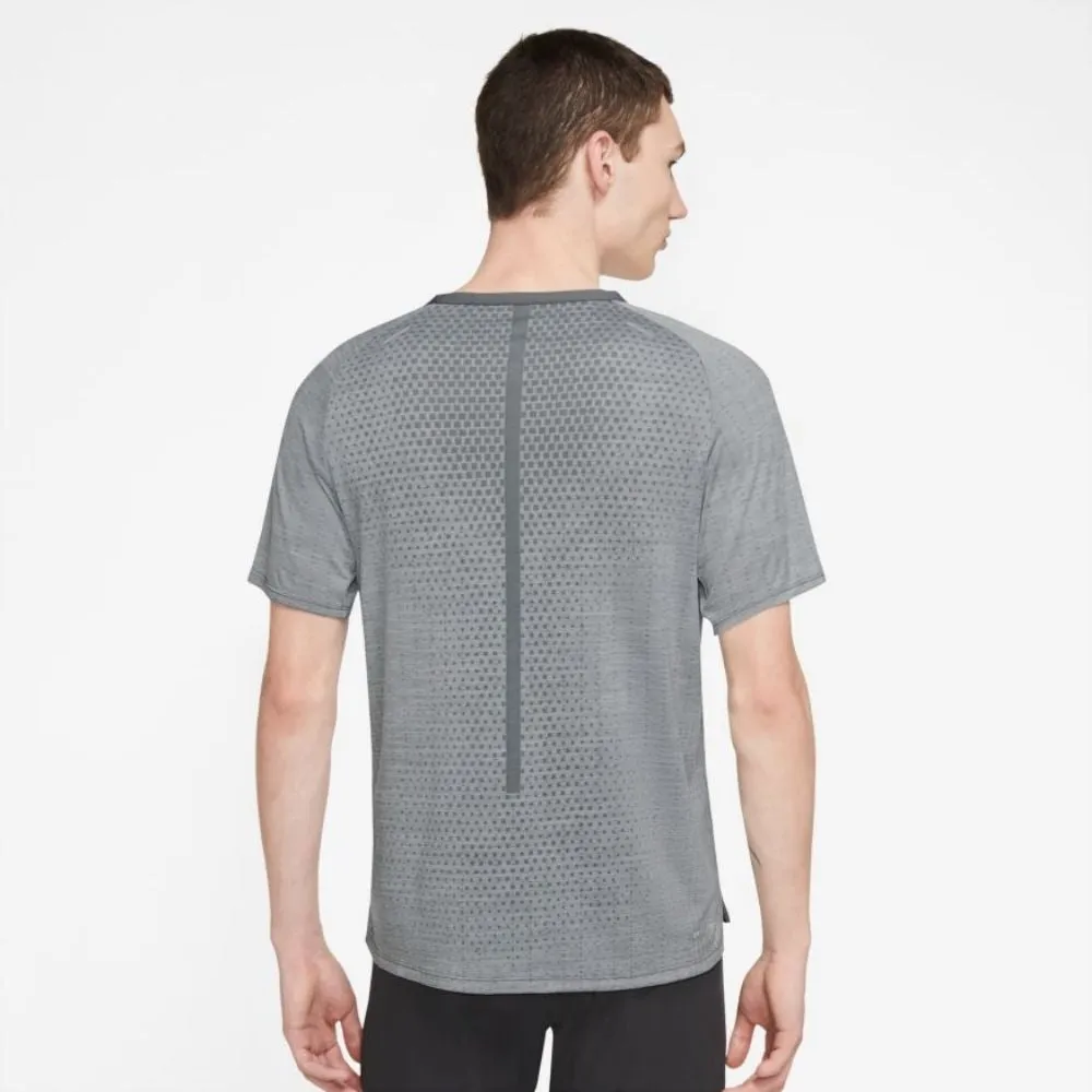 Nike Men's Dri-FIT ADV Techknit Ultra Short Sleeve